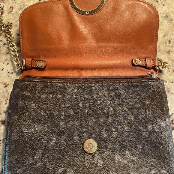 Michael Kors Brown Crossbody Bag - Picture 4 of 8